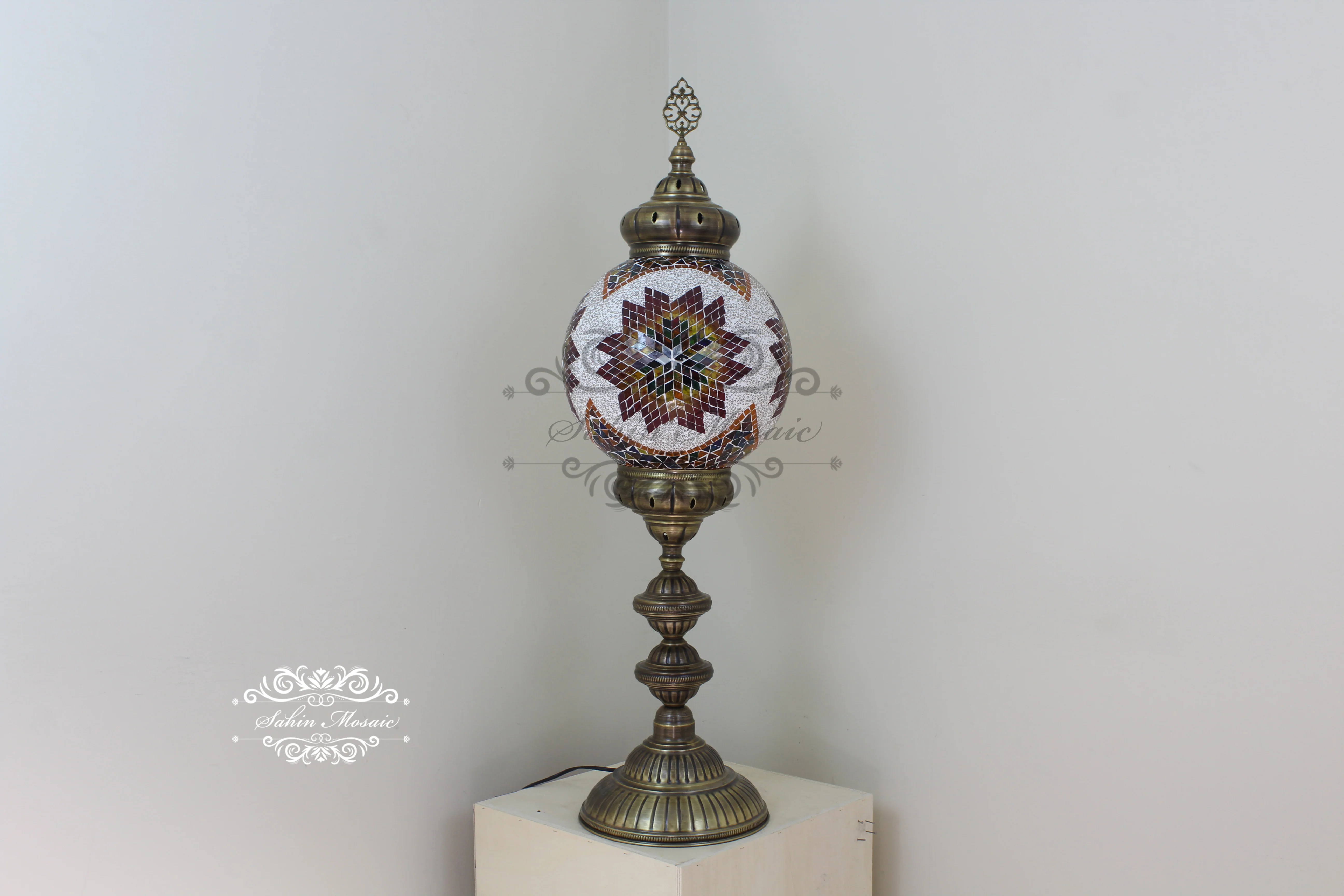 MOSAIC FLOOR / TABLE LAMP WITH 30CM (12") GLOBE - Image 3