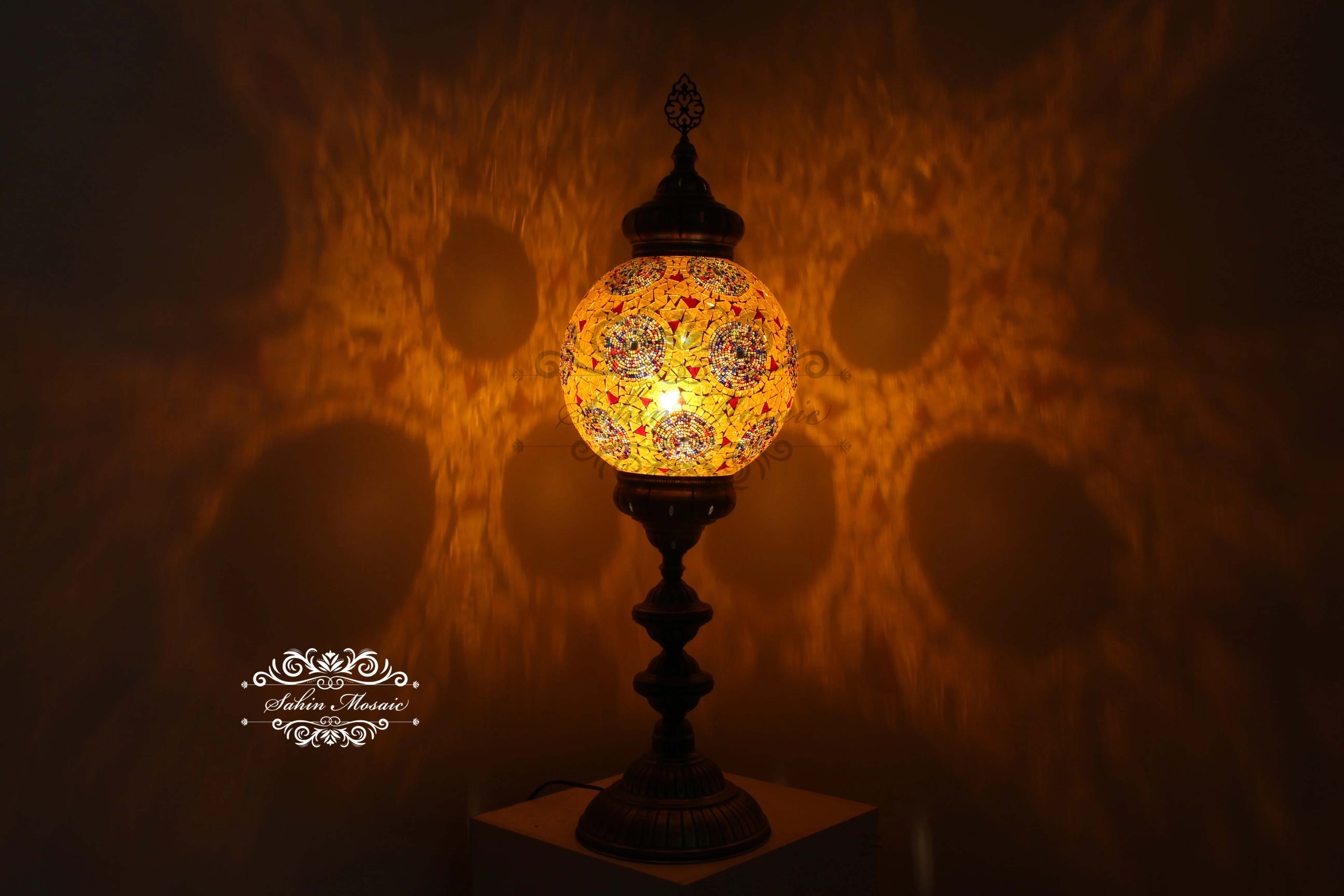 MOSAIC FLOOR / TABLE LAMP WITH 30CM (12") GLOBE