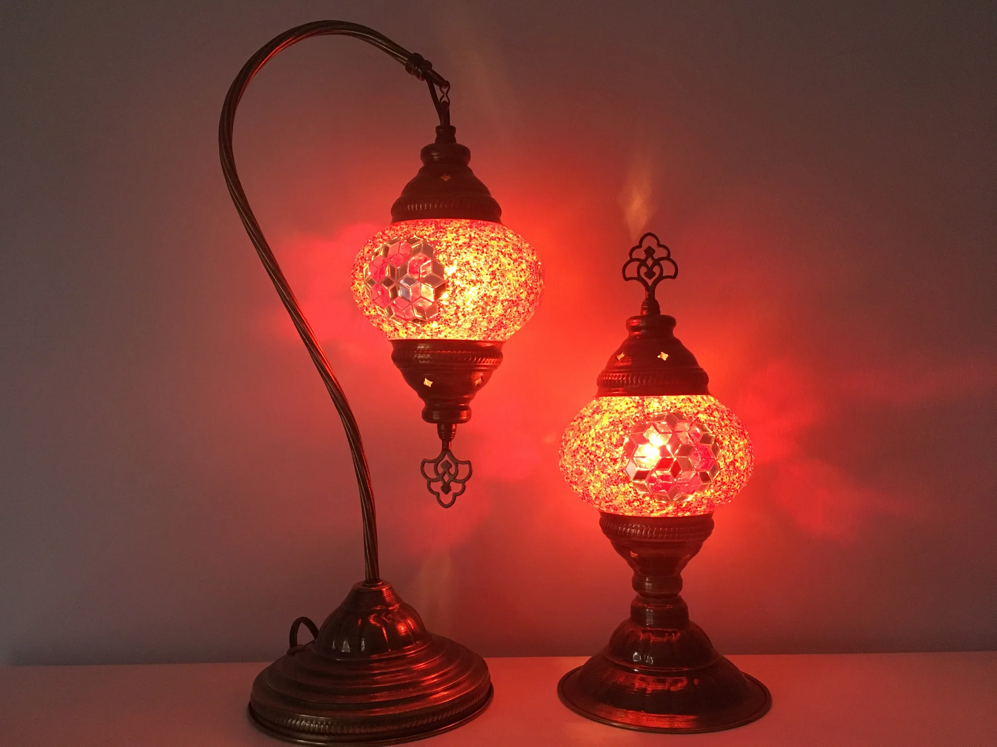 MOSAIC SWAN NECK AND TABLE LAMP SET, MEDIUM GLOBE