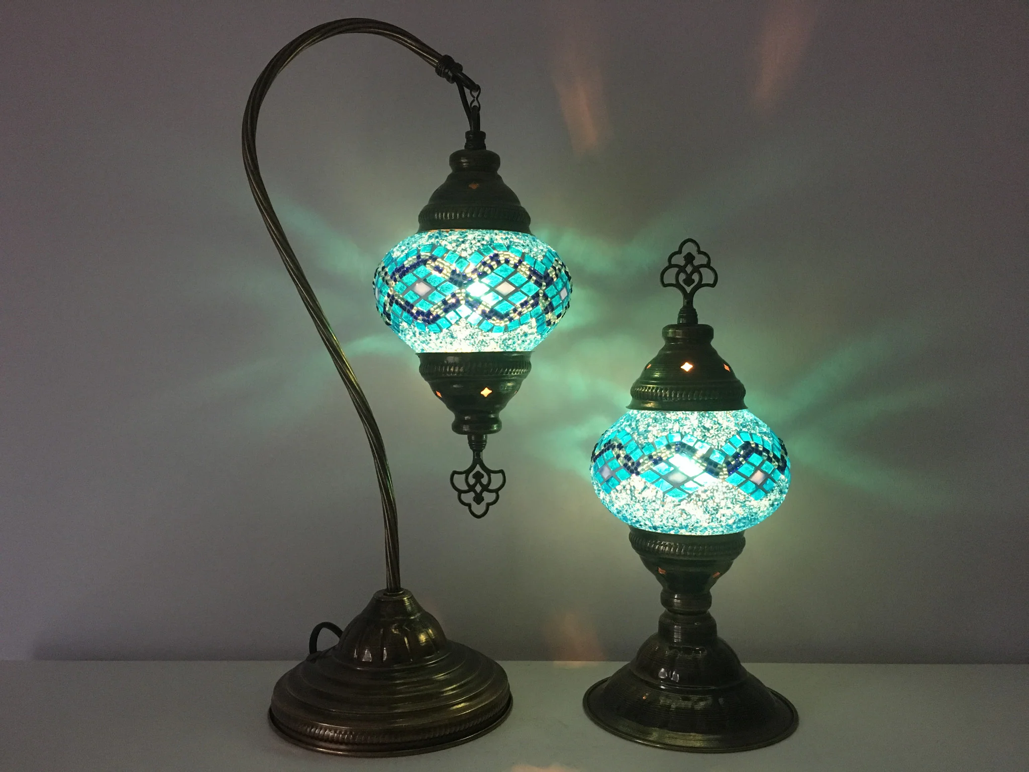MOSAIC SWAN NECK AND TABLE LAMP SET, MEDIUM GLOBE