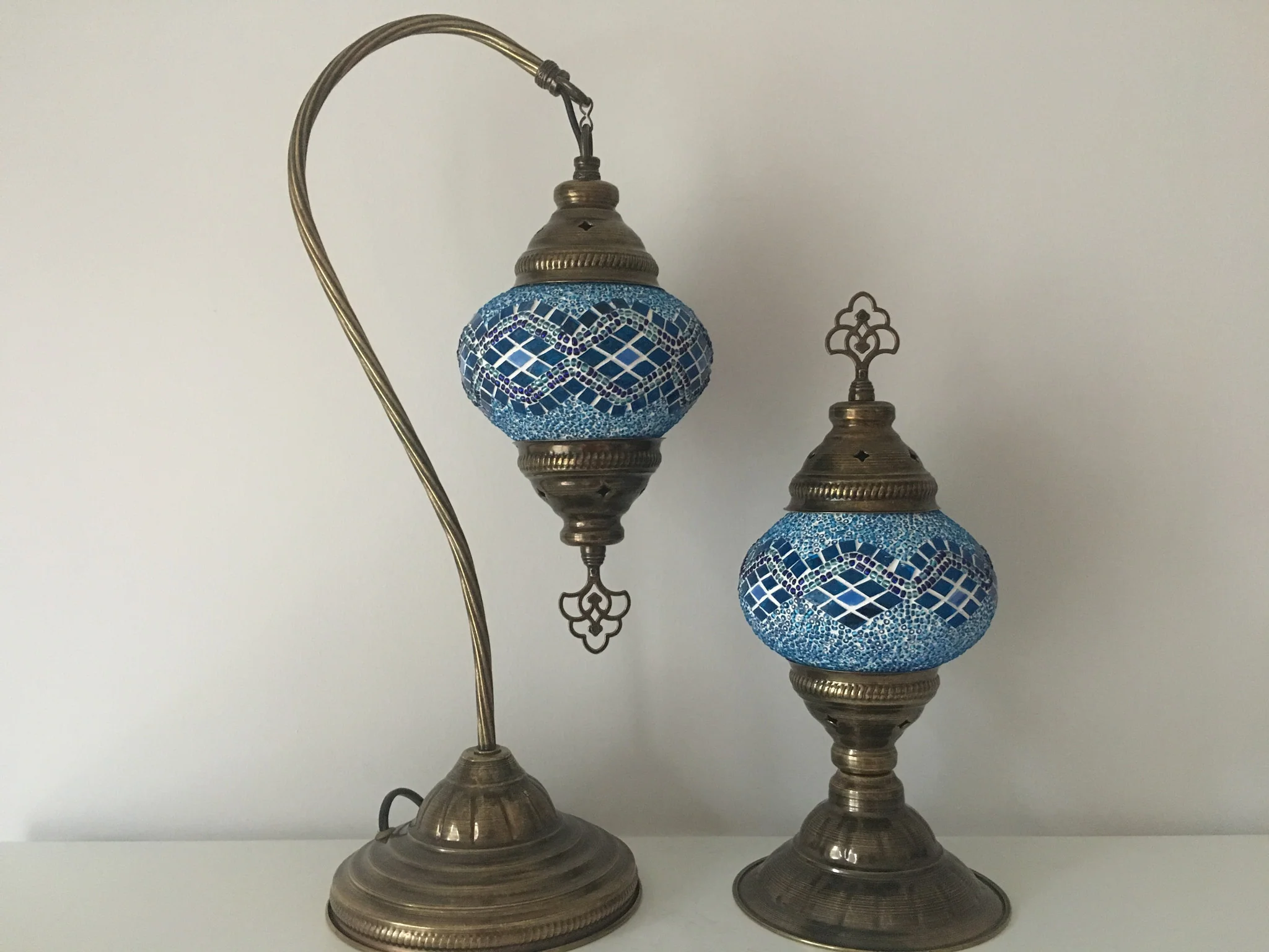 MOSAIC SWAN NECK AND TABLE LAMP SET, MEDIUM GLOBE - Image 2