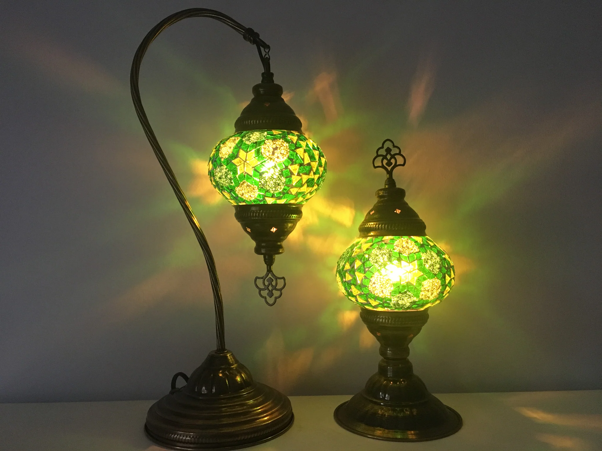 MOSAIC SWAN NECK AND TABLE LAMP SET, MEDIUM GLOBE